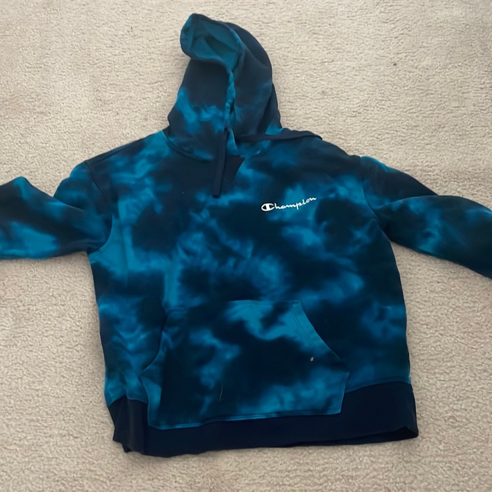 Champion Sweatshirt: Size: M